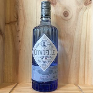 gin citadelle bleu 300x300 - Gin Citadelle Original 70 cl
